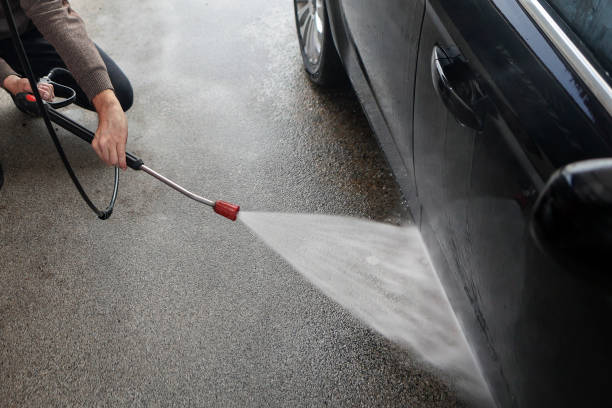 Why Choose Our Certified Pressure Washing Experts for Your Project Needs in Moore Haven, FL?